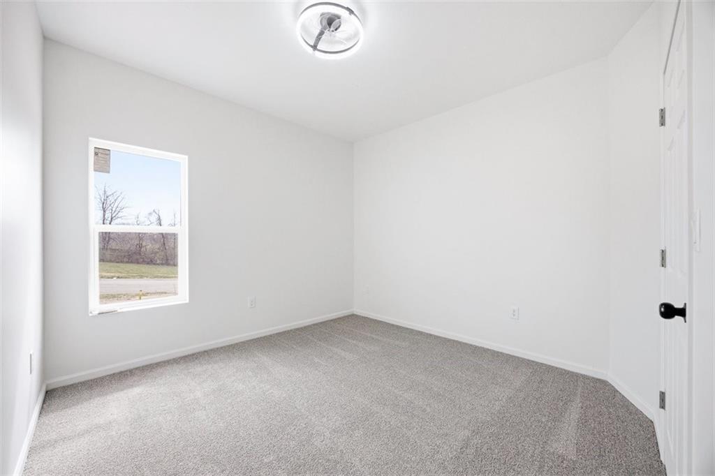 4911 South Hocker Road Kansas City, MO 64136 - Photo 16 of 23