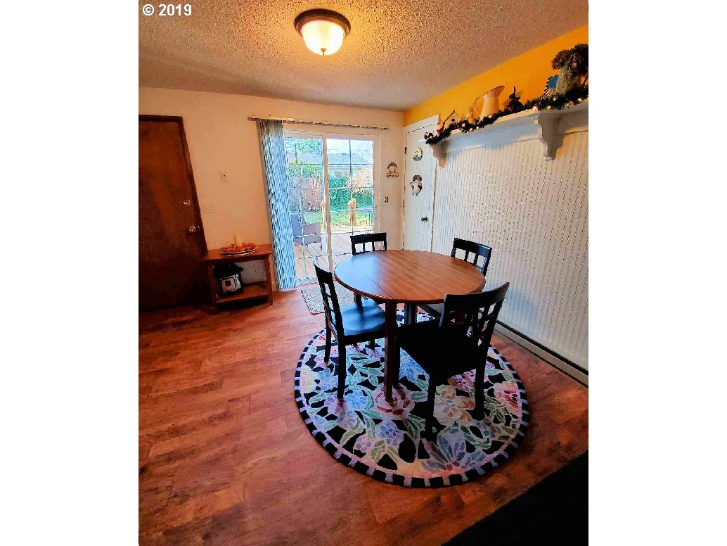 2091 16th Street Florence, OR 97439 - Photo 6 of 15 Gallery Image 6