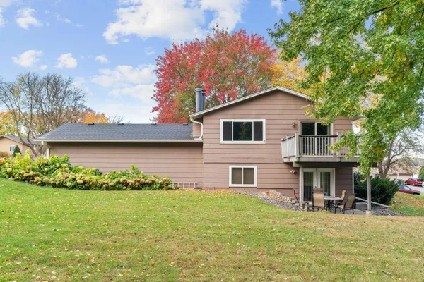 $439,000 | 16988 Weaver Lake Drive, Maple Grove, MN 55311