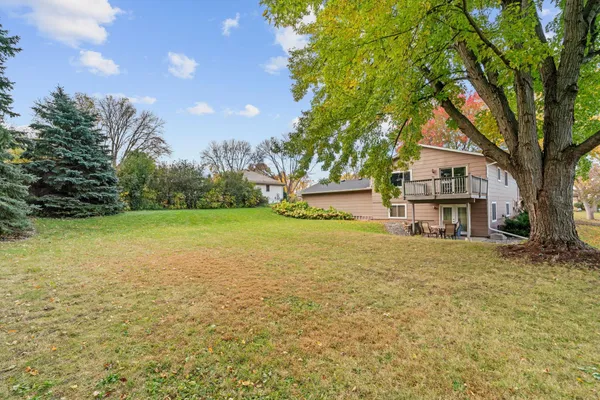 $439,000 | 16988 Weaver Lake Drive, Maple Grove, MN 55311