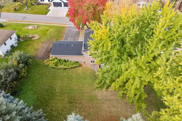 $439,000 | 16988 Weaver Lake Drive, Maple Grove, MN 55311