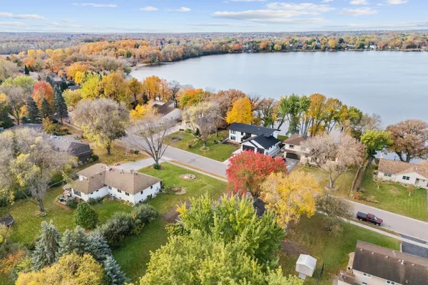 $439,000 | 16988 Weaver Lake Drive, Maple Grove, MN 55311