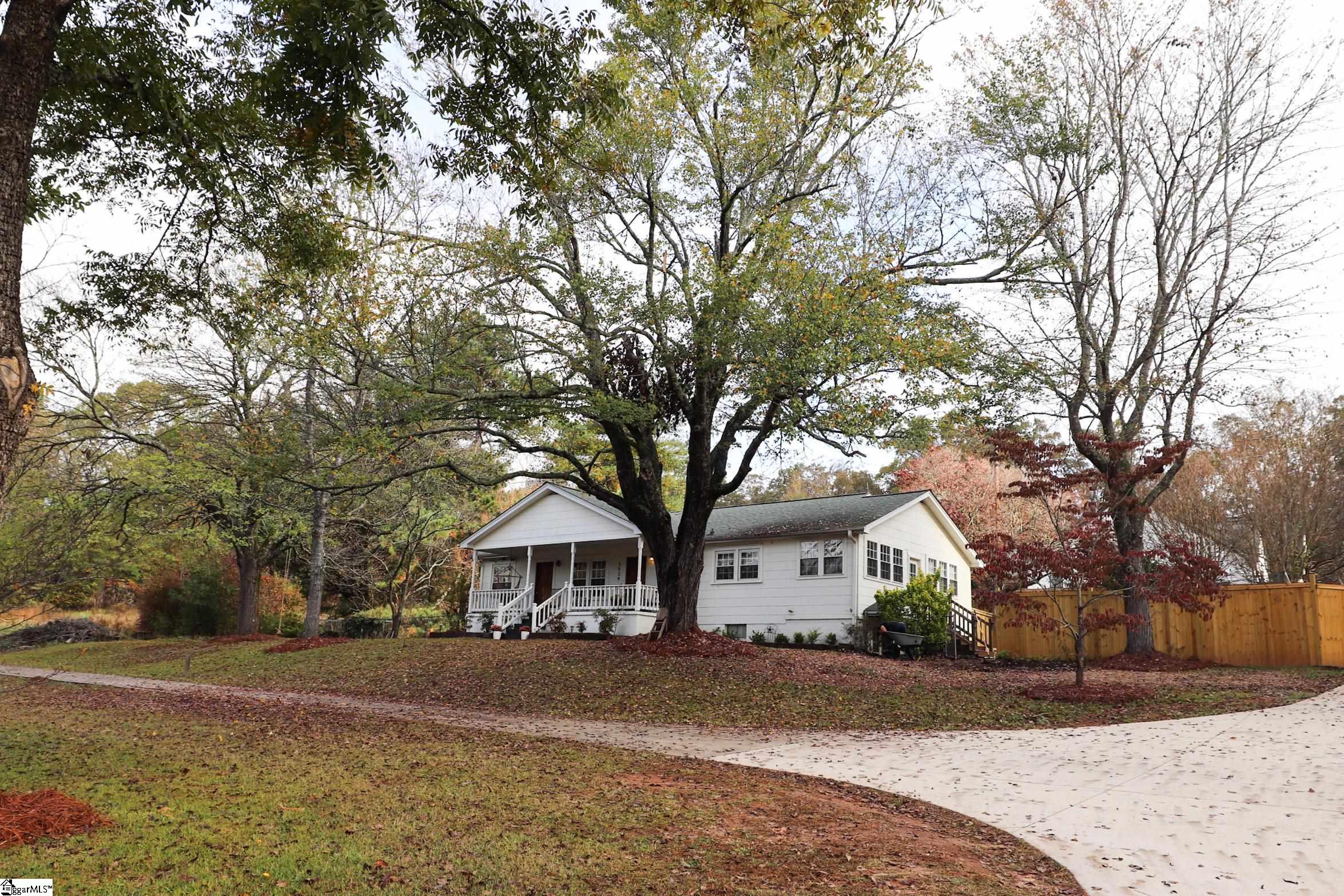 3934 Forrester Road Greer, SC 29651 - Photo 1 of 20