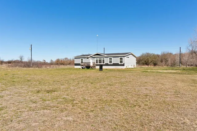a view of ocean with city view