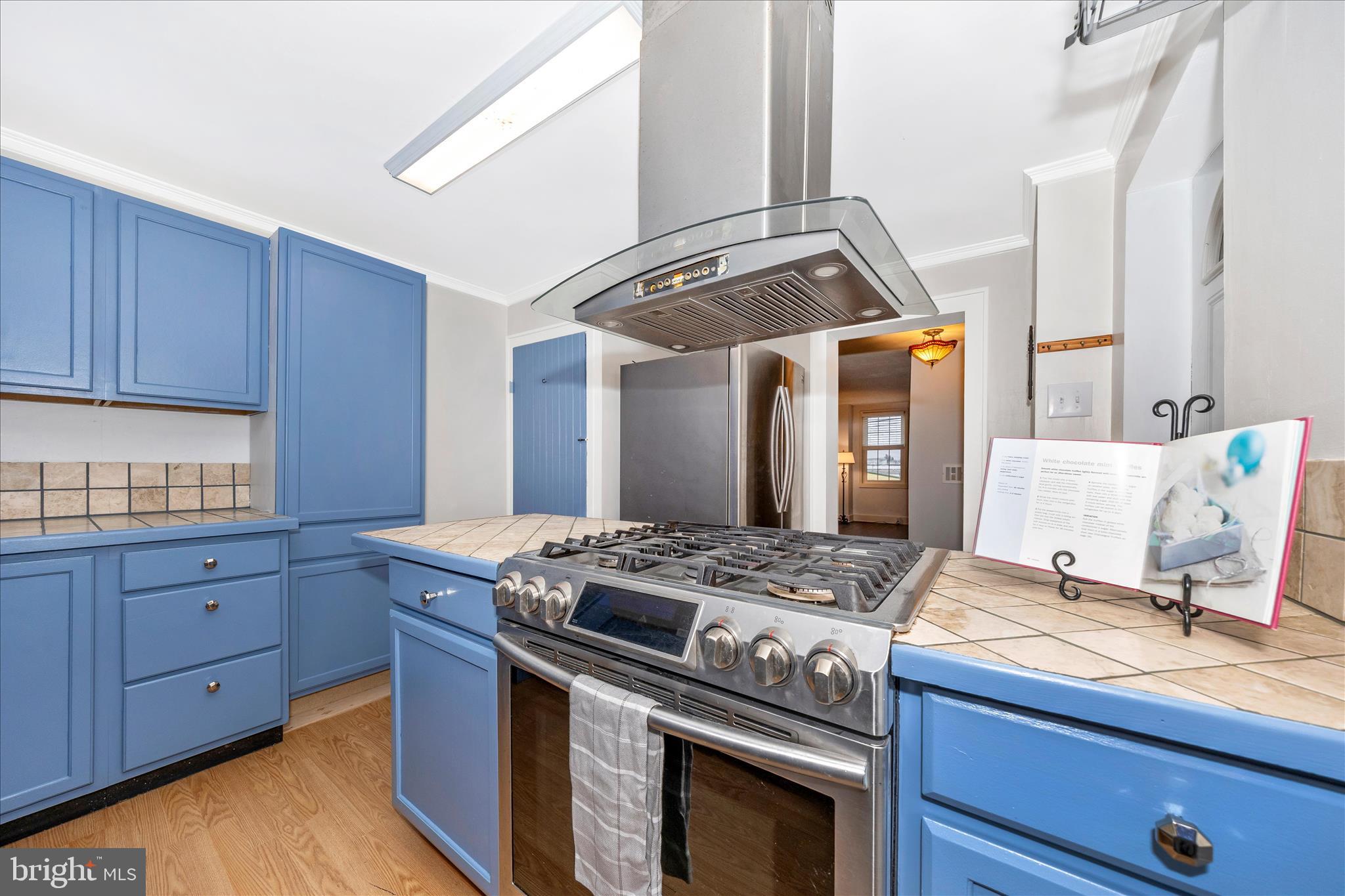 515 East Church Street Frederick, MD 21701 - Photo 13 of 56 Convenient gas cooking