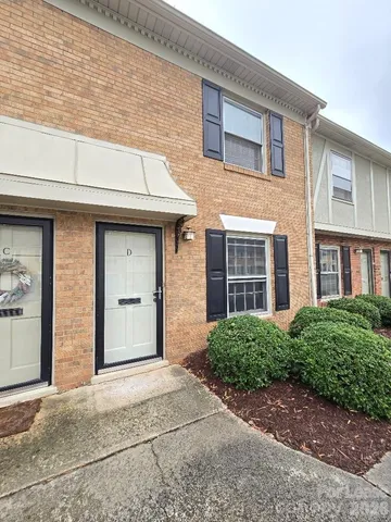 $1,545 | 3722 Park Road, Unit D, Charlotte, NC 28209