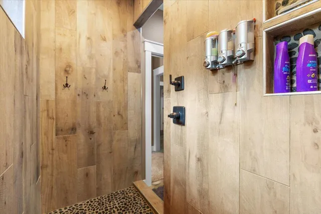 $1,174,999 | 5327 128th Avenue, Fennville, MI 49408