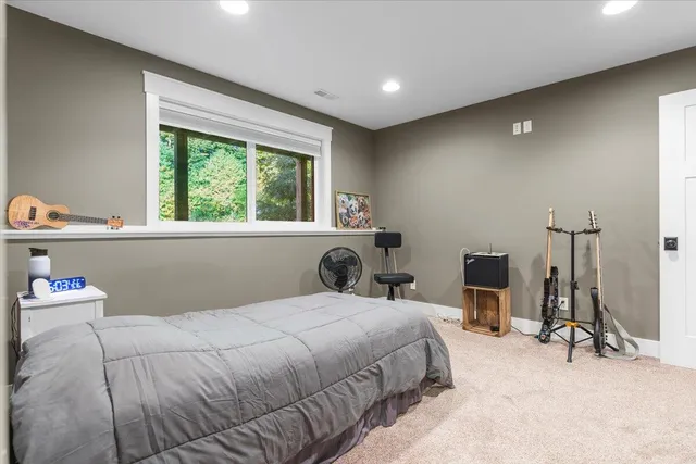 $1,174,999 | 5327 128th Avenue, Fennville, MI 49408