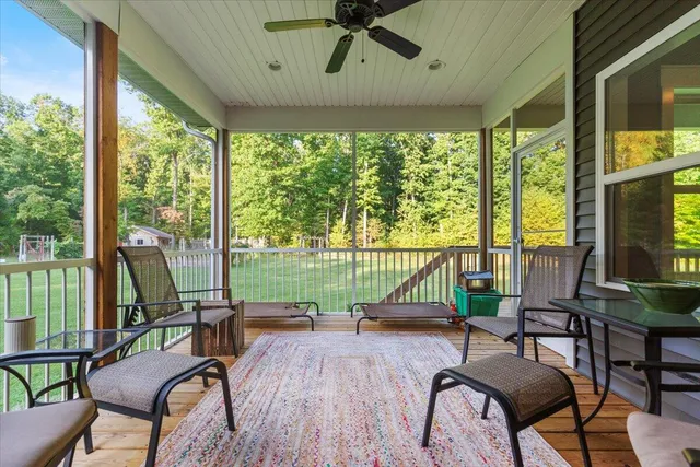 $1,150,000 | 5327 128th Avenue, Fennville, MI 49408