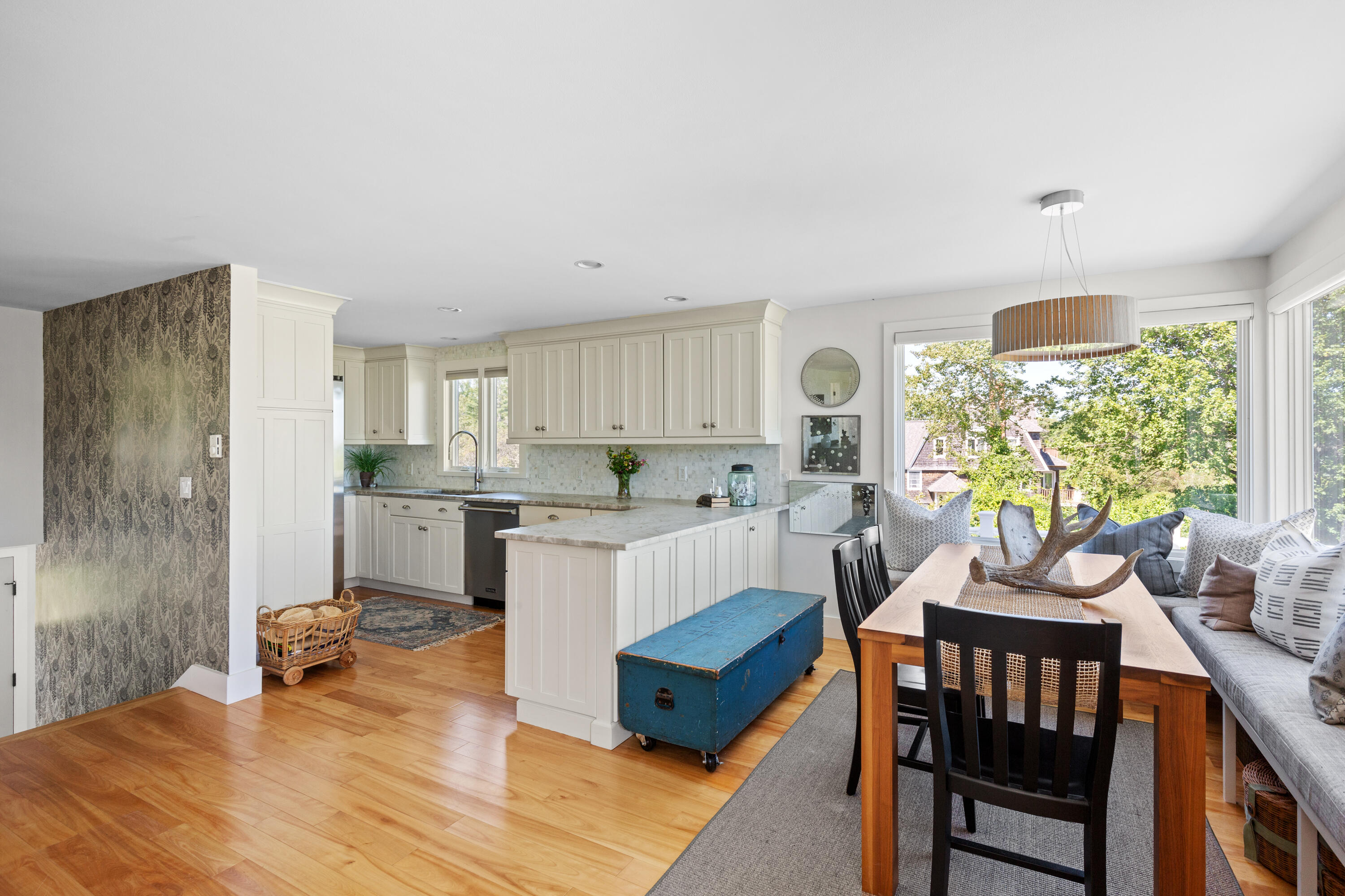 10 Lighthouse Point Road Cape Elizabeth, ME 04107 - Photo 10 of 49 21-10LighthousePointRd-CapeElizabeth-KS