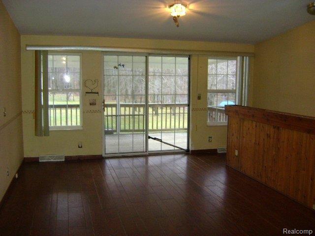 8854 Folkert Road Algonac, MI 48001 - Photo 14 of 19 14.JPG