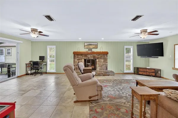 $410,000 | 2701 Brandon View Drive, Brandon, FL 33511