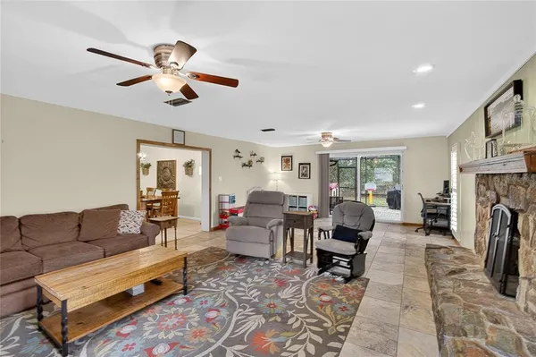 $410,000 | 2701 Brandon View Drive, Brandon, FL 33511