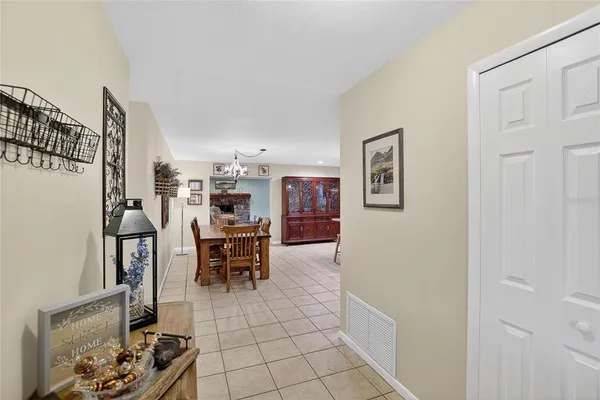 $410,000 | 2701 Brandon View Drive, Brandon, FL 33511