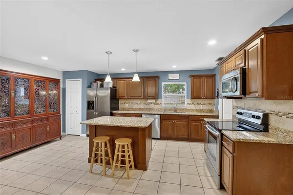 $410,000 | 2701 Brandon View Drive, Brandon, FL 33511