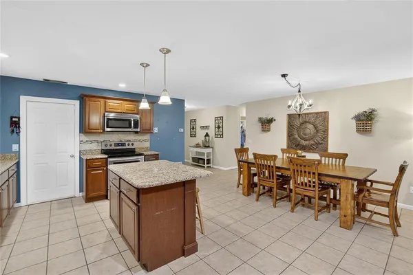 $410,000 | 2701 Brandon View Drive, Brandon, FL 33511