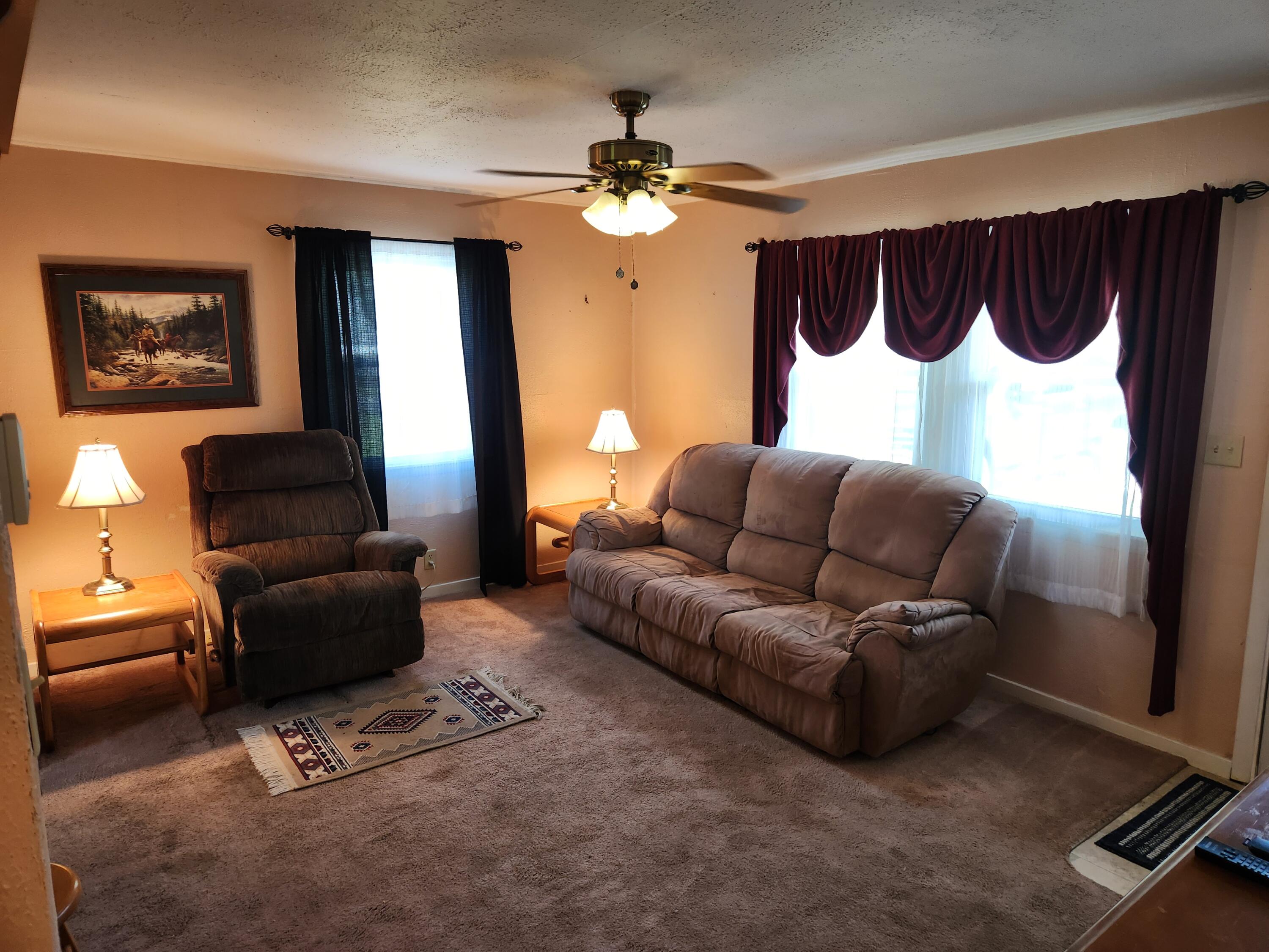 825 West Washington Street Rensselaer, IN 47978 - Photo 7 of 16 3000x2250