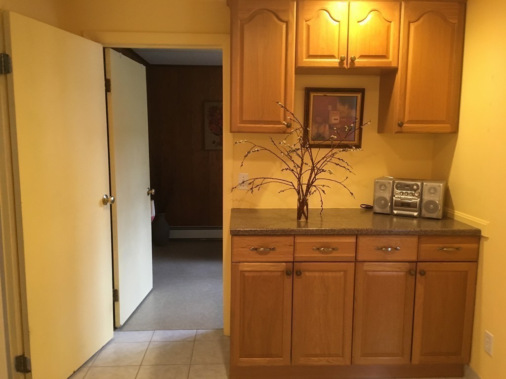 25 Amy Road Framingham, MA 01701 - Photo 8 of 27