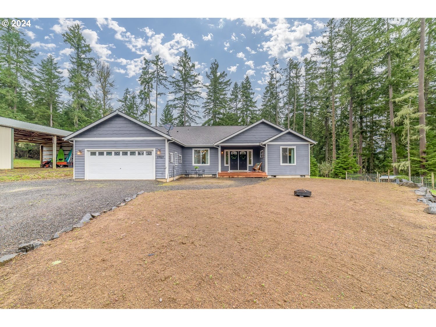 27027 Petzold Road Eugene, OR 97402 - Photo 1 of 41 Gallery Image 1