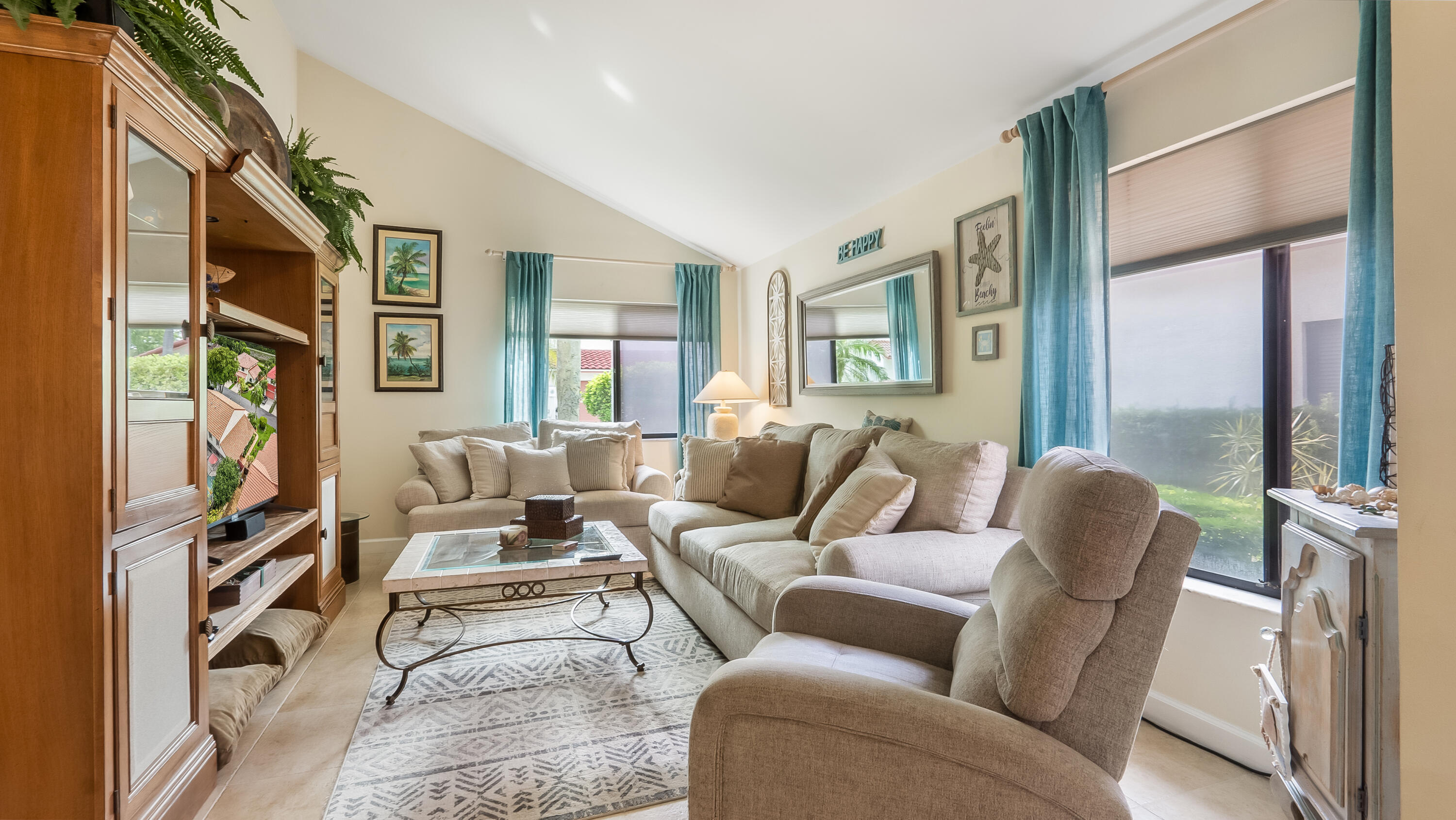 21596 Magdalena Terrace Boca Raton, FL 33433 - Photo 6 of 31 DSC04646