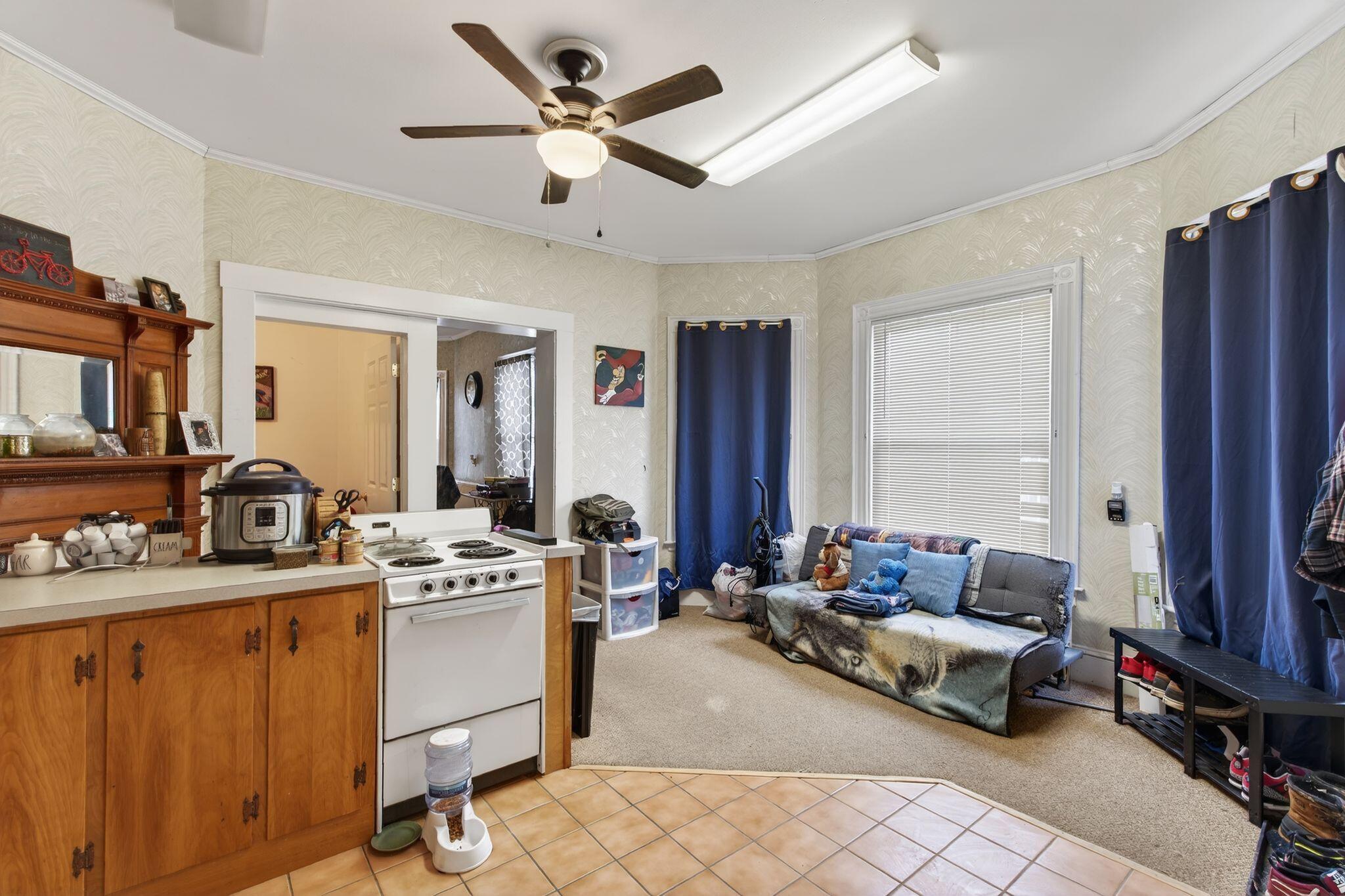 383 Main Street Westbrook, ME 04092 - Photo 26 of 35 Kitchen