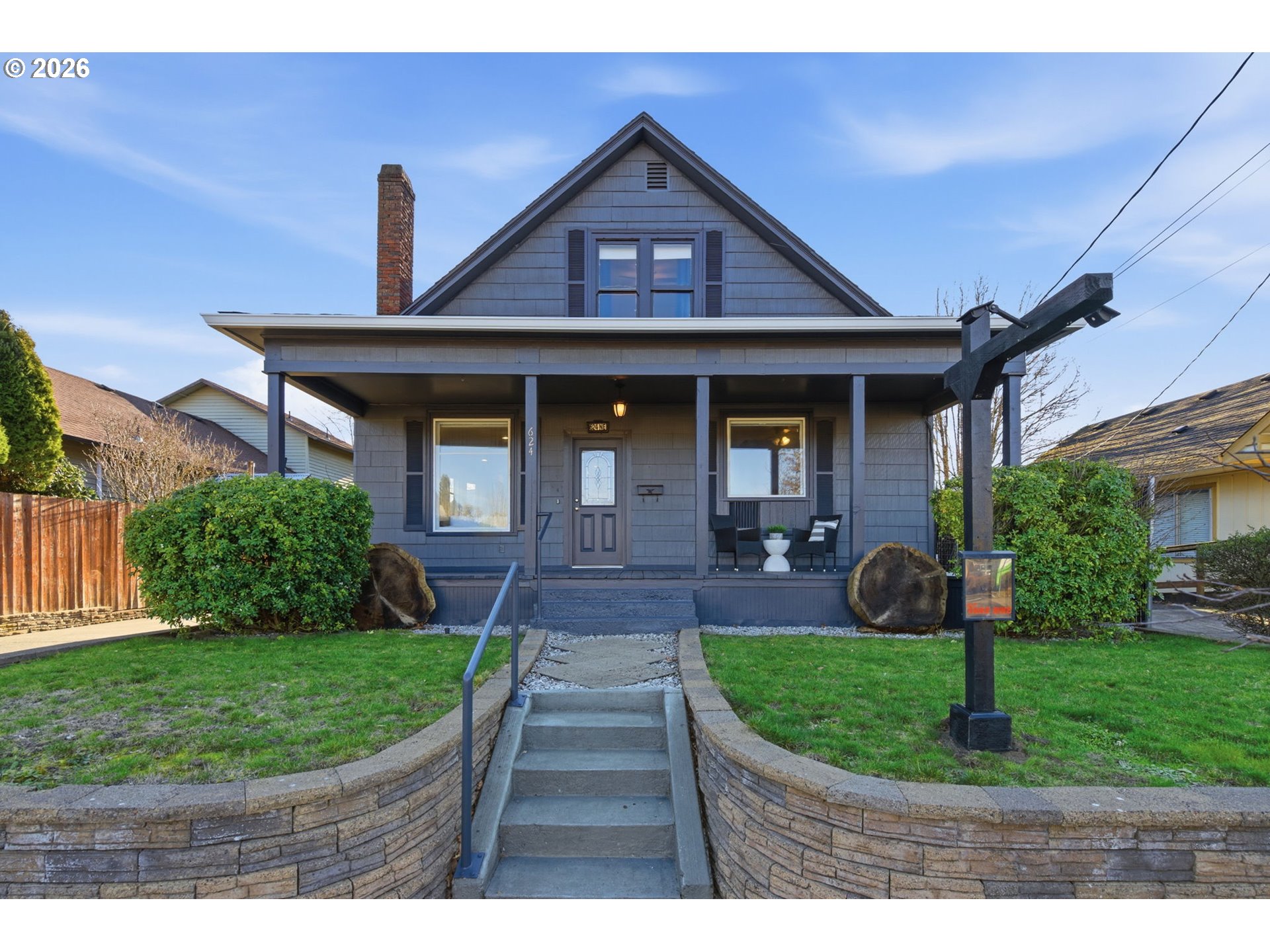 624 Northeast 2nd Avenue Camas, WA 98607 - Photo 2 of 39