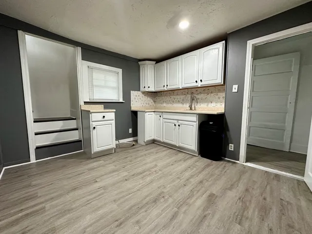 $117,000 | 704 West 7th Street, Sterling, IL 61081