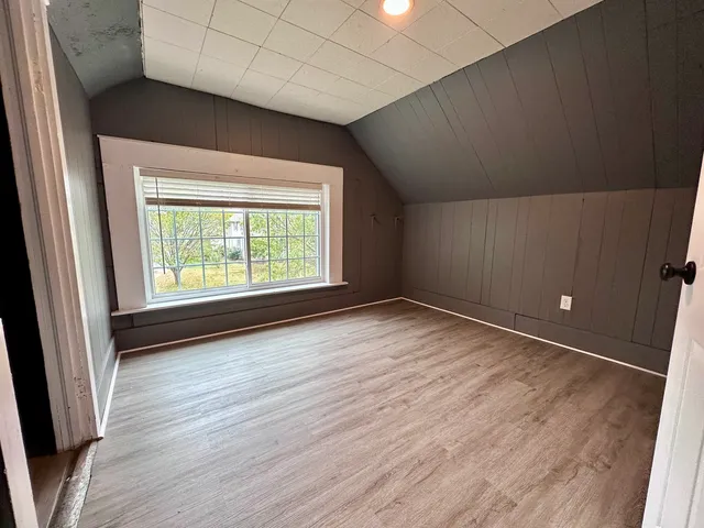 $117,000 | 704 West 7th Street, Sterling, IL 61081