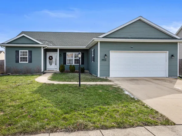 $300,000 | 3906 Rockdale Drive, Champaign, IL 61822