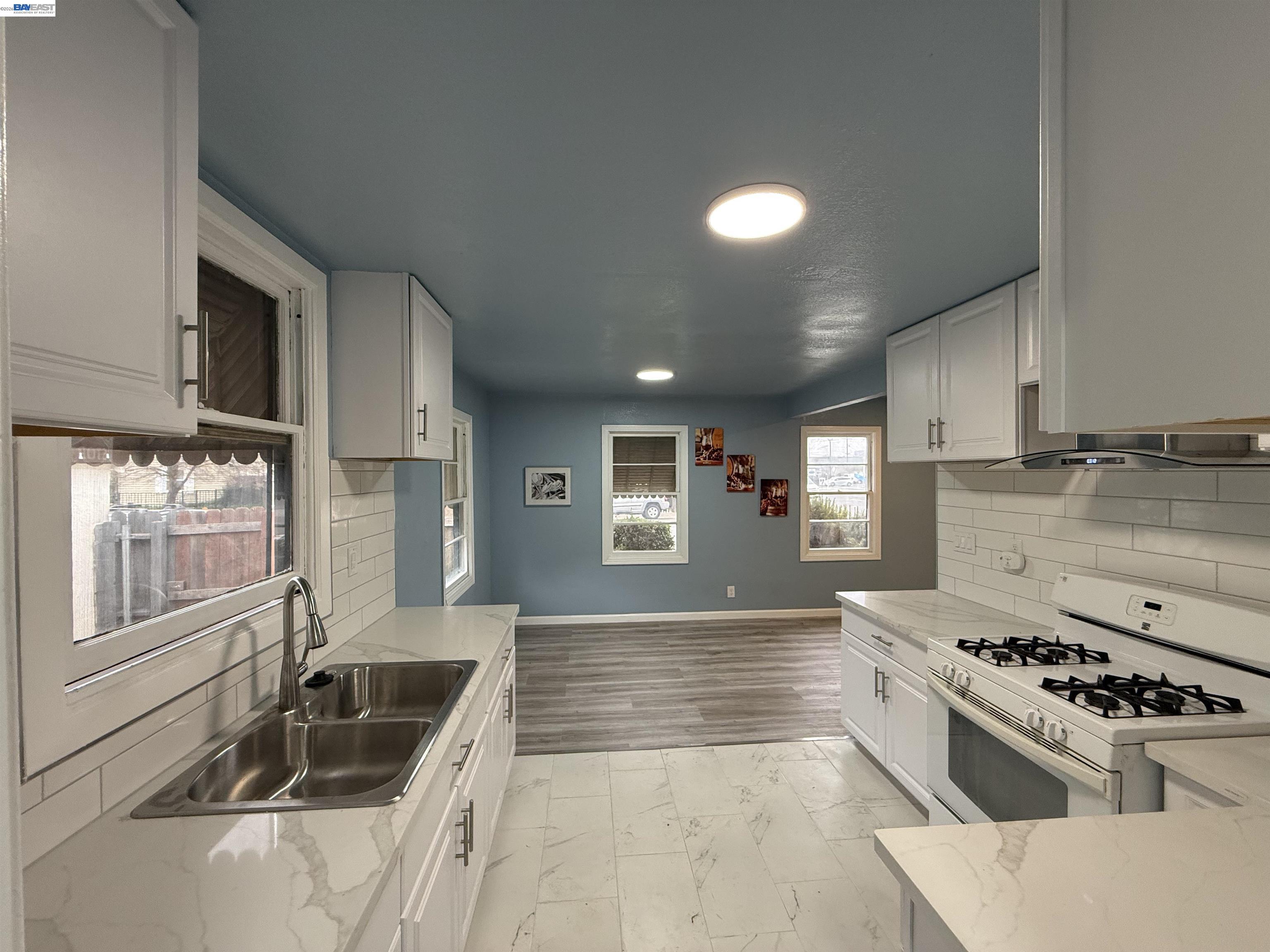 5500 Fruitridge Road Sacramento, CA 95820 - Photo 1 of 39