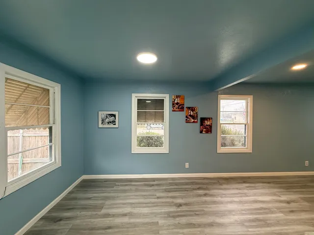 $337,000 | 5500 Fruitridge Road, Sacramento, CA 95820