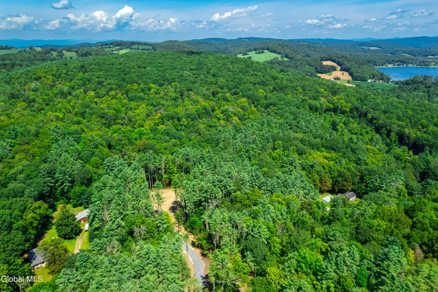 $98,900 | 112 Kilmer Road, Argyle, NY 12809