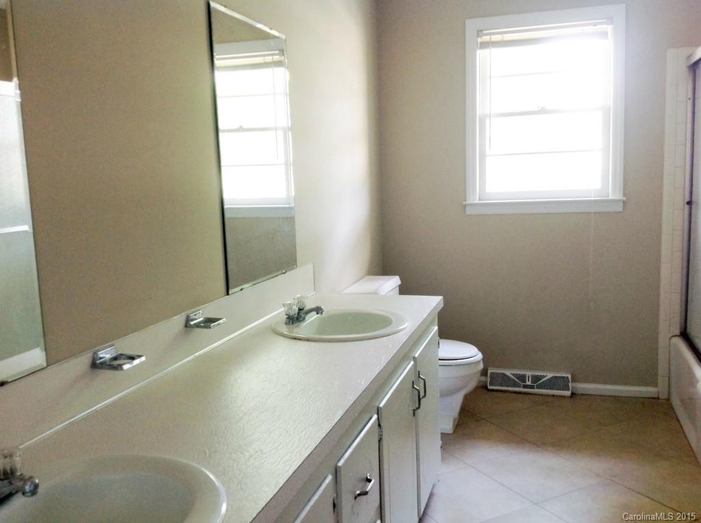 1016 Ranbar Street, Unit 39 Cherryville, NC 28021 - Photo 12 of 15 Gallery Image 12