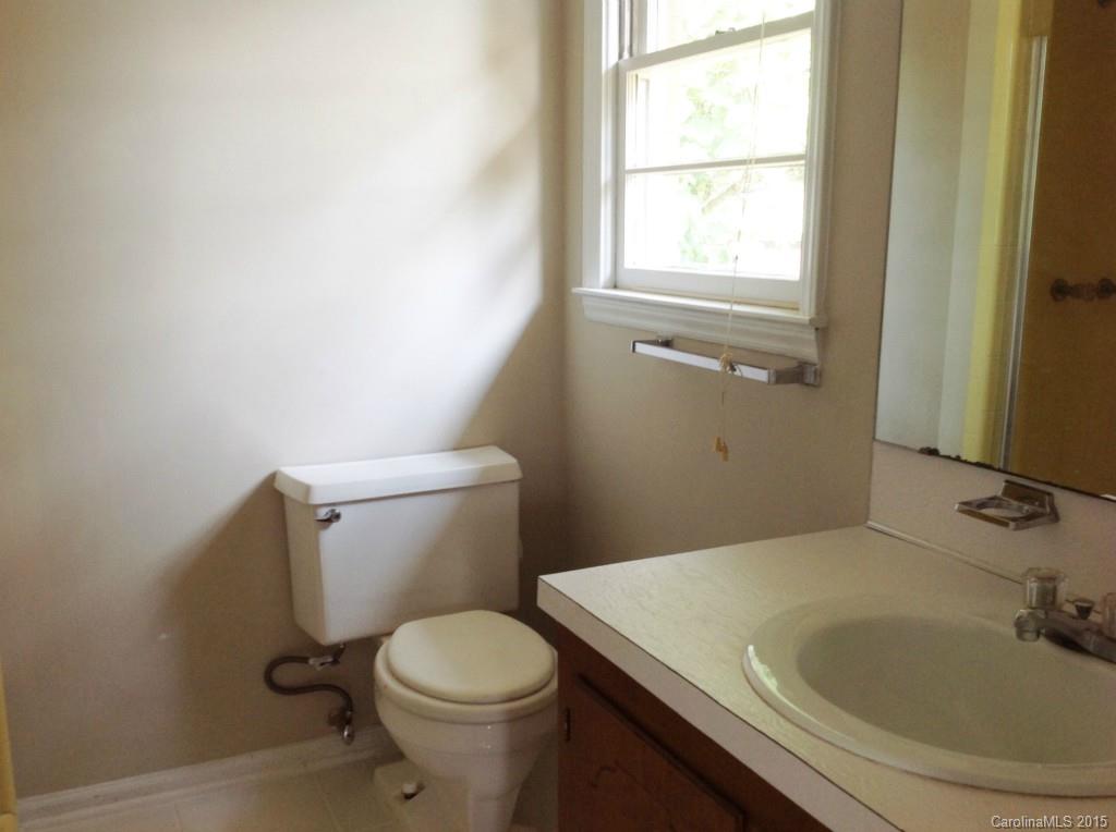 1016 Ranbar Street, Unit 39 Cherryville, NC 28021 - Photo 13 of 15 Gallery Image 13