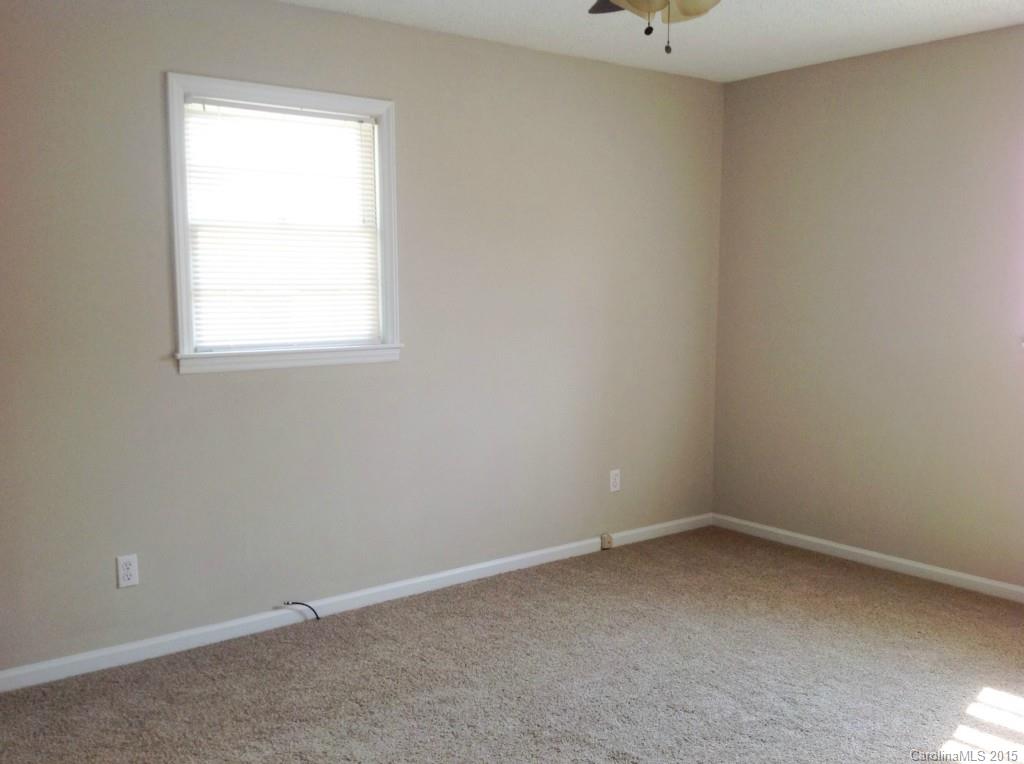 1016 Ranbar Street, Unit 39 Cherryville, NC 28021 - Photo 9 of 15 Gallery Image 9