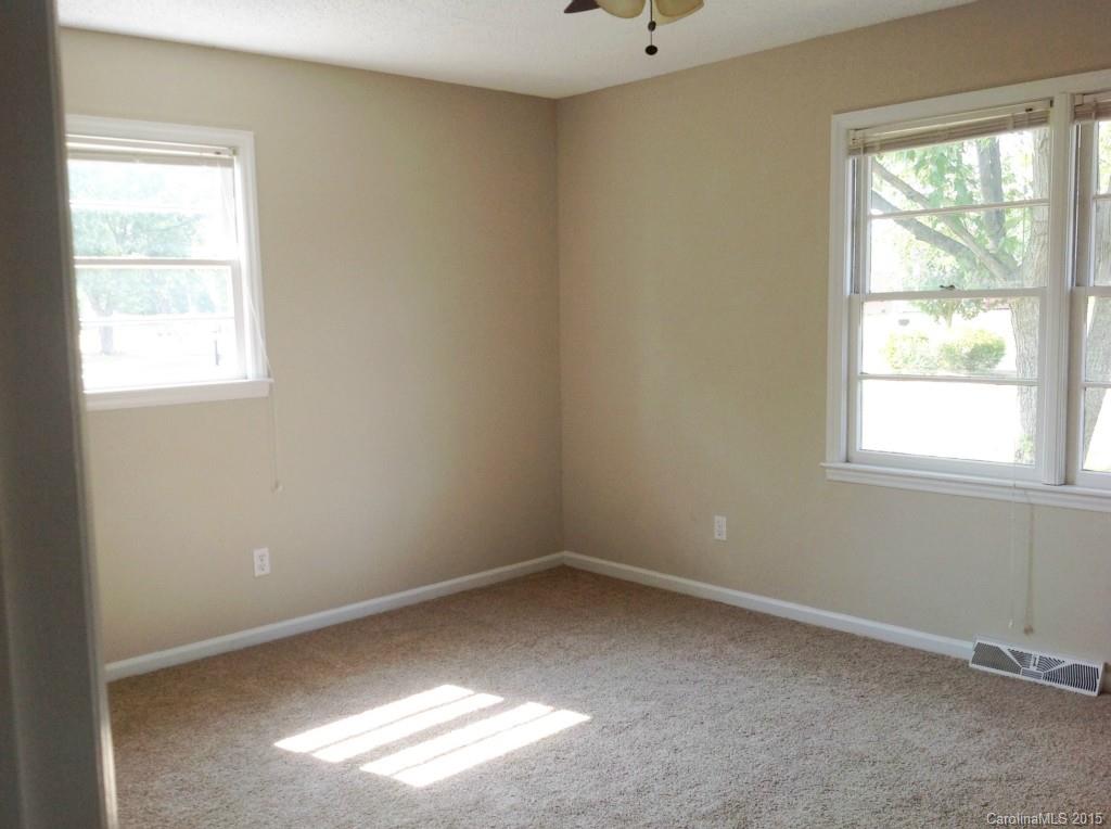 1016 Ranbar Street, Unit 39 Cherryville, NC 28021 - Photo 10 of 15 Gallery Image 10