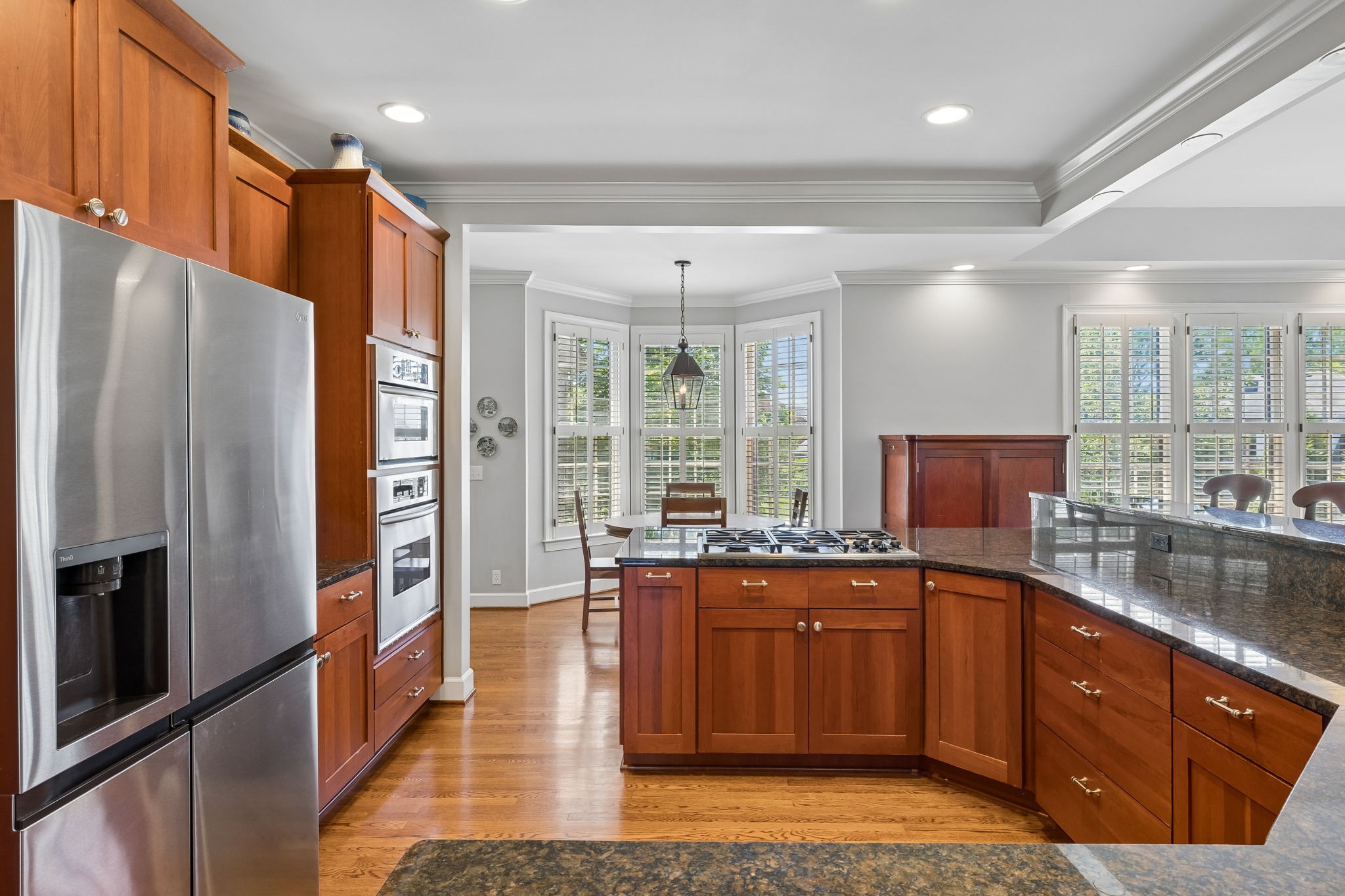 911 Riverbend Road Nashville, TN 37221 - Photo 16 of 45