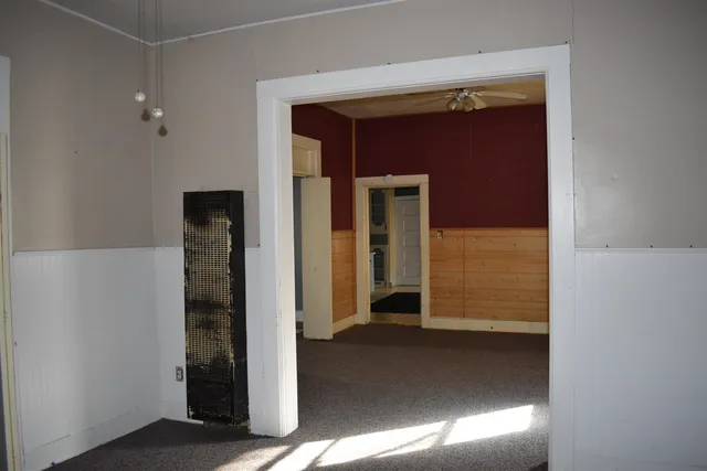 $59,900 | 317 South G Street, Wellington, KS 67152