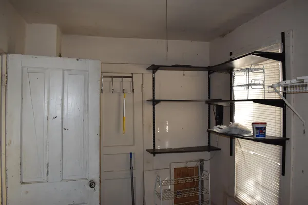 $59,900 | 317 South G Street, Wellington, KS 67152