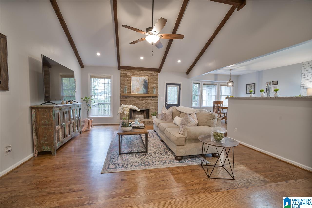 5184 Colonial Park Road Birmingham, AL 35242 - Photo 5 of 32