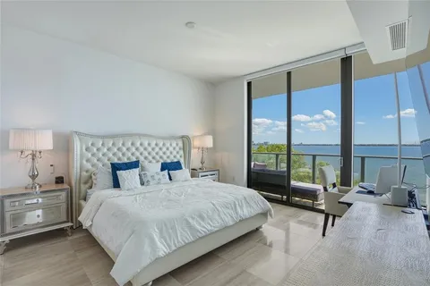 $3,200,000 | 3101 Bayshore Boulevard, Unit 504, Tampa, FL 33629