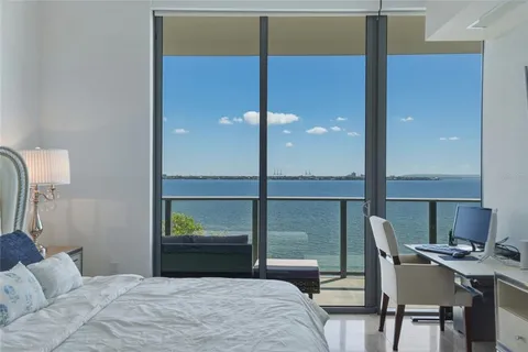 $3,200,000 | 3101 Bayshore Boulevard, Unit 504, Tampa, FL 33629