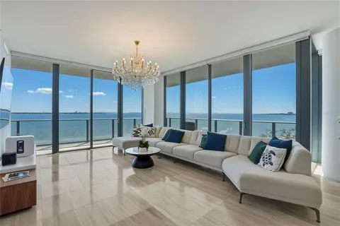 $3,200,000 | 3101 Bayshore Boulevard, Unit 504, Tampa, FL 33629