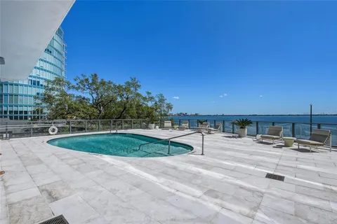 $3,200,000 | 3101 Bayshore Boulevard, Unit 504, Tampa, FL 33629