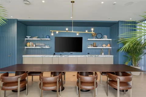 $3,200,000 | 3101 Bayshore Boulevard, Unit 504, Tampa, FL 33629