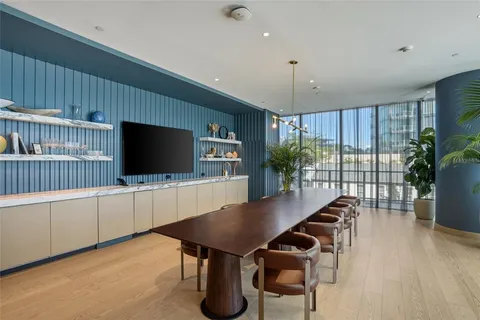 $3,200,000 | 3101 Bayshore Boulevard, Unit 504, Tampa, FL 33629