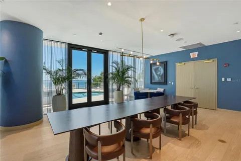 $3,200,000 | 3101 Bayshore Boulevard, Unit 504, Tampa, FL 33629