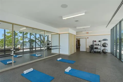 $3,200,000 | 3101 Bayshore Boulevard, Unit 504, Tampa, FL 33629