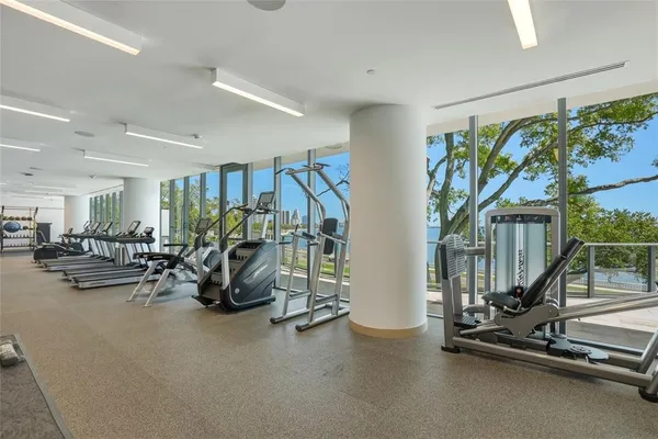 $3,200,000 | 3101 Bayshore Boulevard, Unit 504, Tampa, FL 33629