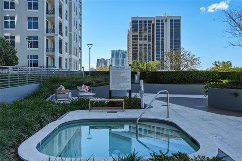 $3,200,000 | 3101 Bayshore Boulevard, Unit 504, Tampa, FL 33629